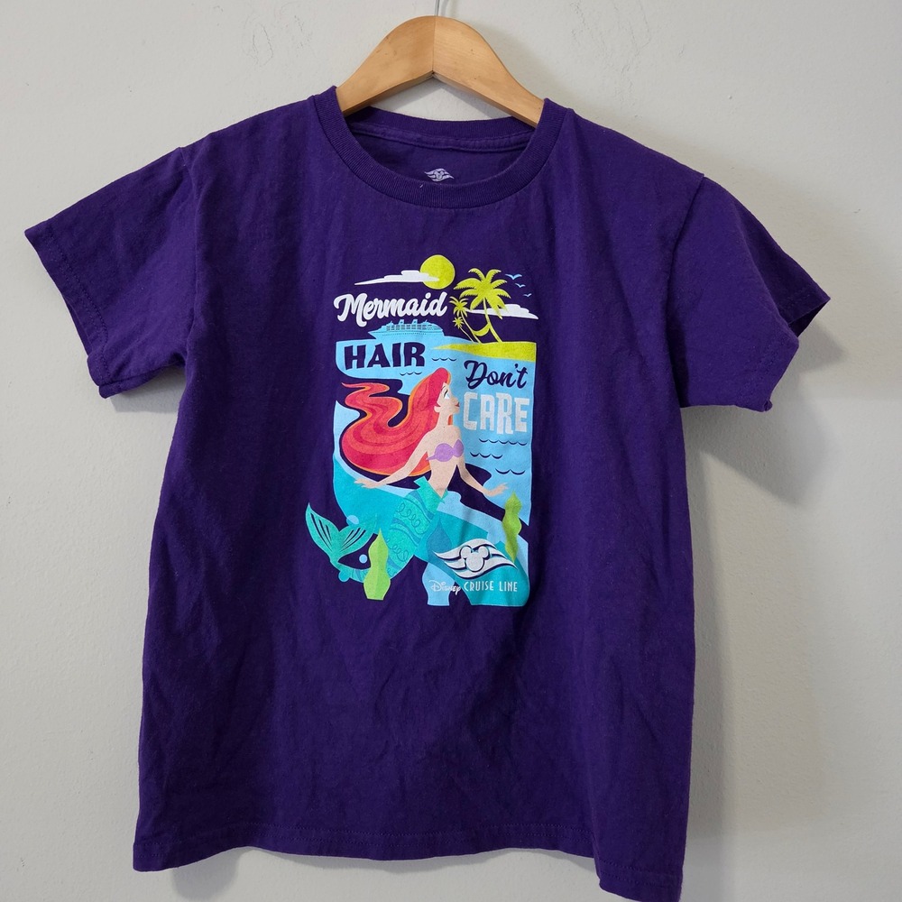 Disney Cruise Line Ariel Mermaid Hair Don't Care Purple Graphic T-Shirt Small‎